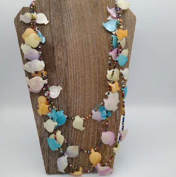 Pastel Dyed Seashell Fish Colorful Multi Strand Seed Bead Necklace 27" Vintage - Picture 13 of 14